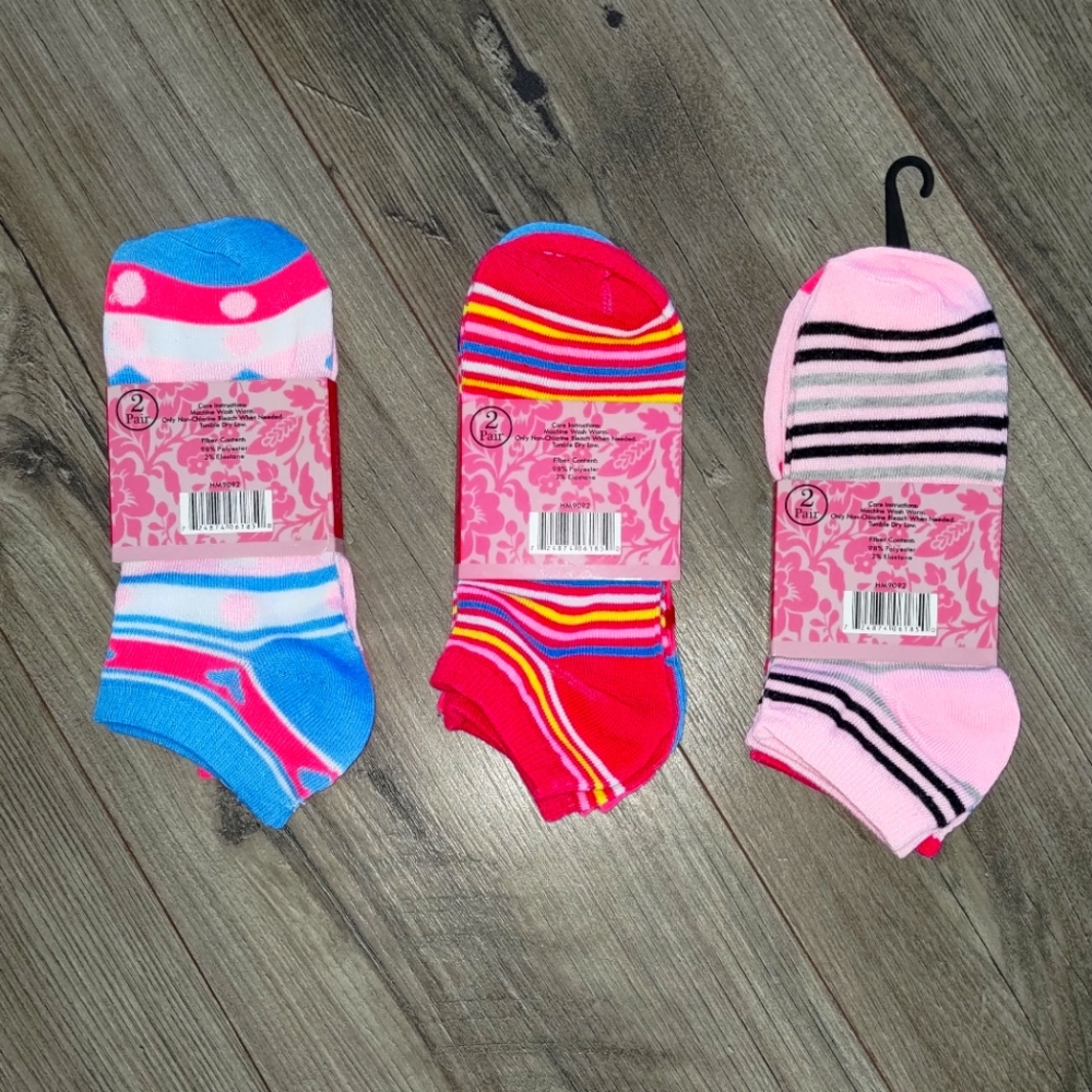 LOT of Women no-show socks